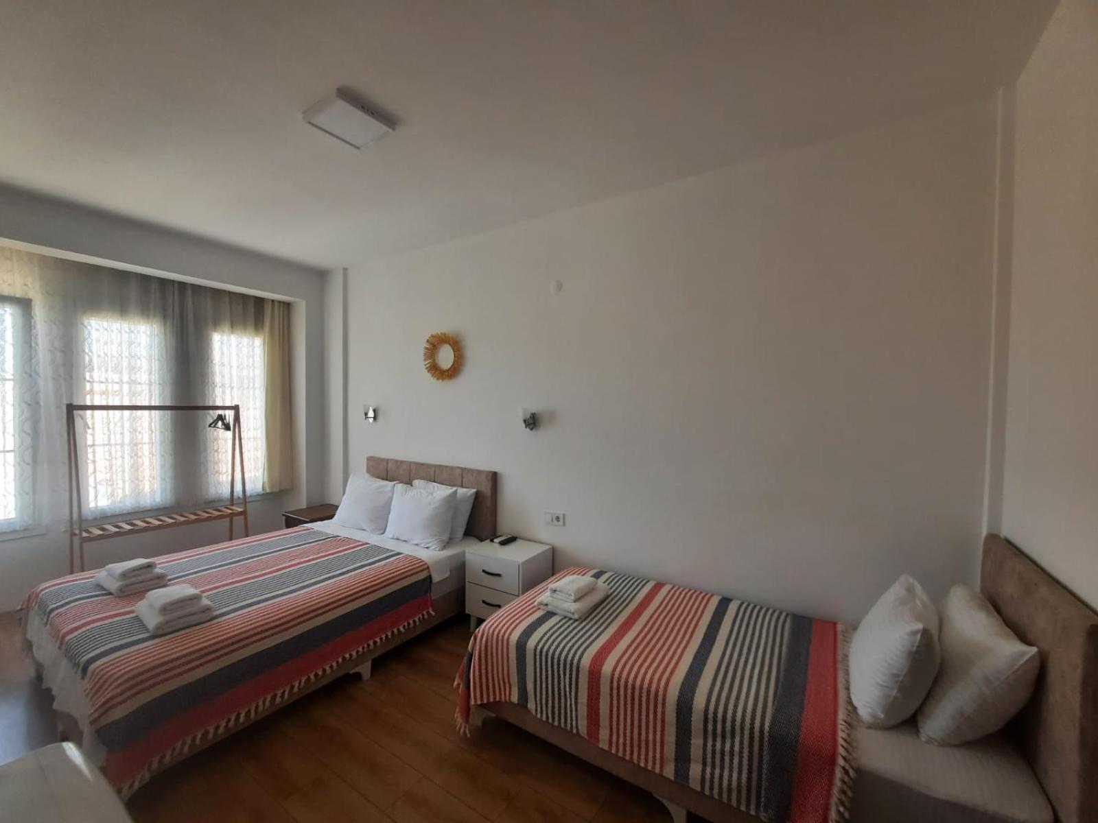 Adil Pansiyon Çeşme Kültér fotó